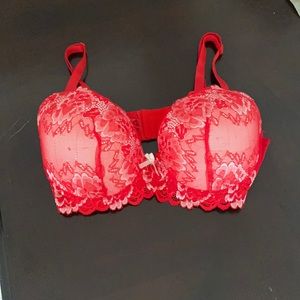 NEW NEVER WORN RED BRA!